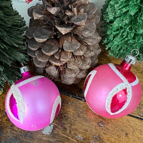 Vintage POLAND Christmas Ornaments Two Small Round~Magenta Red with White Mica Fantasia MCM~ RETRO Winter Wedding Tree Holiday