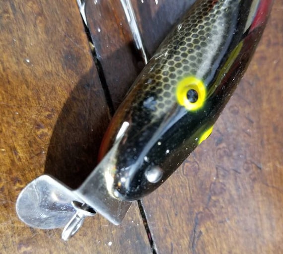Vintage HERTER'S MINNOW Black Silver Finish Yellow Eyes Fishing Lure Finish  tackle Bait outdoors Fisherman -  Canada