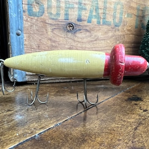 Vintage SOUTH BEND Woodpecker Fishing Lure | 4 1/2&quot; Red Top Three Hooks |Fishing Tackle Bait| Gift for Dad| Rustic Decor Fishing Theme