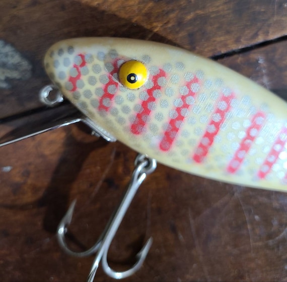 Vintage L&S MUSKIE MASTER J43 Fishing Lure Block Striped Pink Over Silver  Scale A Unique Color Jointed Opaque Eyes Rustic Fisherman Gift 