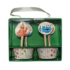 Sesame Street and Friends Cupcake Set - 48 Cnt | First Birthday | Sesame Street Party Decor | Sesame Street Party Theme | Cupcake Set