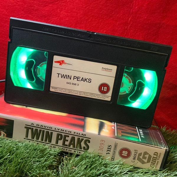 Retro VHS Lamp Twin Peaks Night Light Table Lamp, 90s Horror. Order any movie or series! Man Cave, Display. Great Father’s Day Gift.
