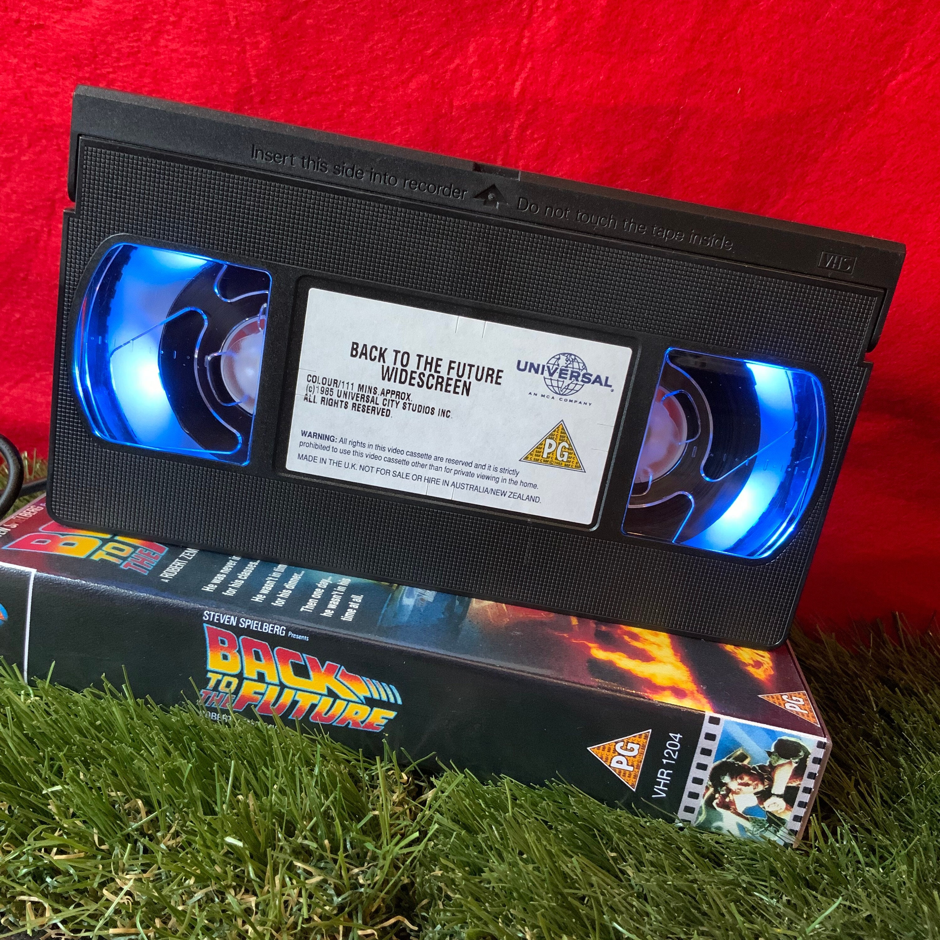 Glowing VHS tape USB hub will make you remember the good old days