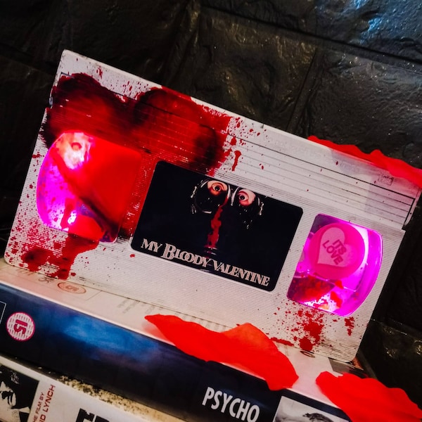 Retro VHS Lamp My Bloody Valentine with Heart Art 80s Horror Night Light Table Lamp. Order any movie! Man cave, Awesome Mothers Day gift