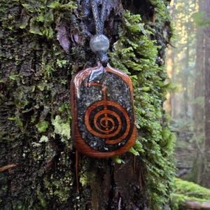 Black Tourmaline & Labradorite Cho Ku Rei Wood Pendant - Necklace