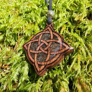 Witches Knot with Peridot - Wood Pendant - Necklace