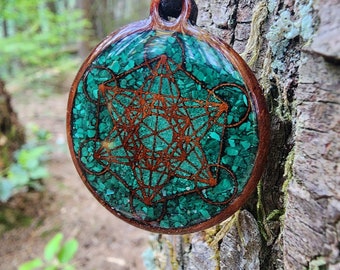 Metatron's Cube - Malachite - Wood Pendant - Necklace