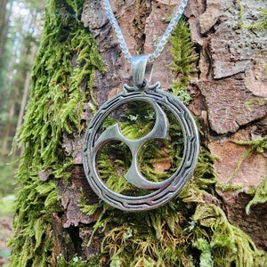Sterling Silver Mitsudomoe Pendant