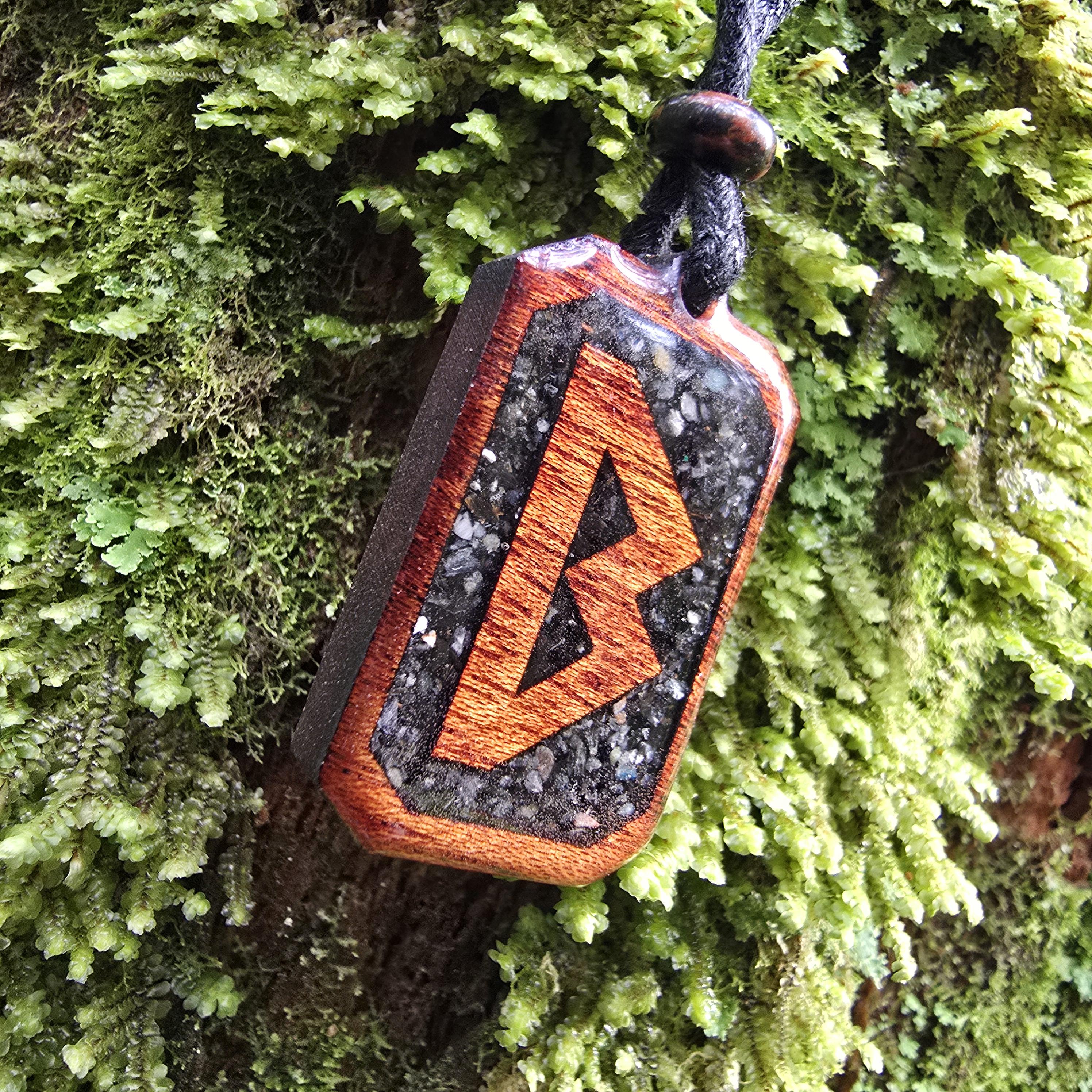 ベルカノ ルーンペンダント - ブラックトルマリンネックレス