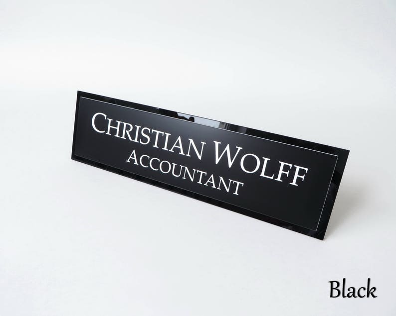 Exekutive Personalisiertes Schreibtisch-Namensschild, individuell graviertes Schreibtischschild, Plakette, Büroschild. Black