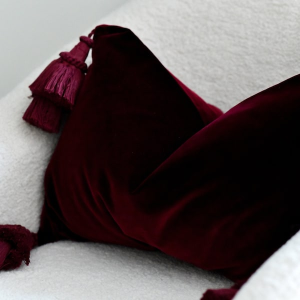 Burgundy Velvet Lumbar Pillow Cover - Burgundy Velvet Pillow with Tassels - Burgundy Pillow - Deep Red Velvet Pillow - Throw Pillow