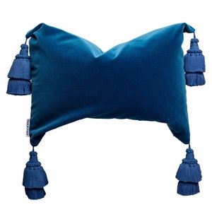 Blue Pillow Cover With Zipper - Pillow Cover with Tassels - Blue Pillow -  Blue Velvet Pillow - Classic Blue Pillow - Pillow with Tassels