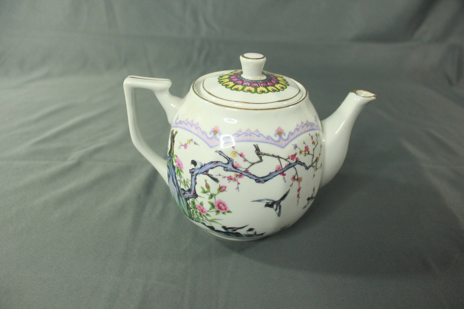 Oriental Vintage Porcelain Teapot Made In Taiwan Republic Of Etsy