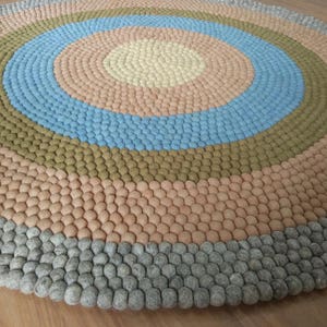 Wholesale Choose Size 90 cm to 300 cm Mix color Round Pom Pom Felt Ball Rug Kids Room Nursery Kids Room Decoration Mat Home and office