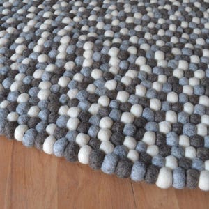Natural Gray Color Size 90 cm to 300 cm Mixed color Round Pom Pom Felt Ball Area Rug Home Nursery Rug Kids Room Decoration Mat FREE SHIPPING