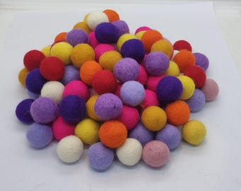 Eleven color mix Pom Felt Balls 2 cm Christmas decoration Nursery Craft Supplies handmade 100 % wool various colors Kids Garland Making