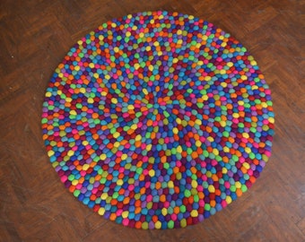 Size 80 cm in Diameter Bright multi color Bright Pom Pom Felt Balls round rug hand made, Y5