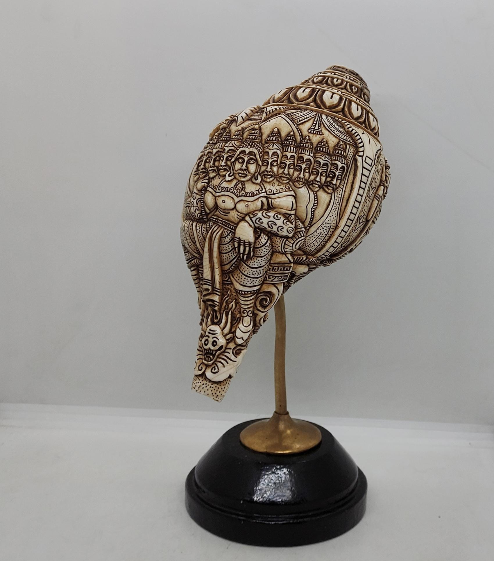 Ravan Hand Sri Lanka Ravana Gond Tribe God Ravan Ritual Conch Shell, Raavan Conch ...