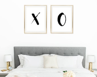 X O Set of 2 Prints- Hugs Kisses, Love Print, Love Quote, Black and White Art, Black and White Decor, Bedroom Decor, Lounge Print, Wall Art