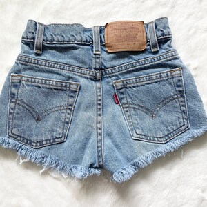 Levis shorts tumblr hotsell