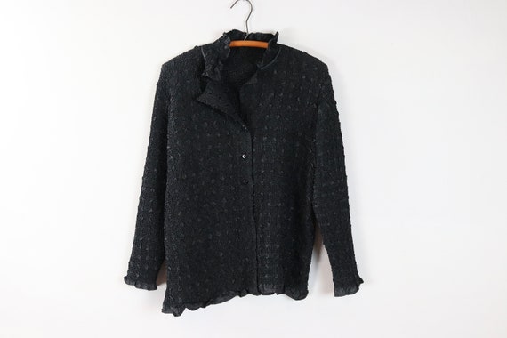 Vintage Black Button Up Shirt / Long Sleeve Popcor