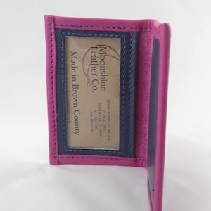 Tarjeta de identificación de cuero OOAK rosa & gris dos tonos