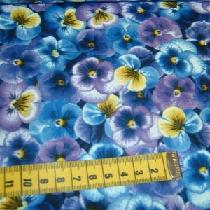 Violet Pansy blue purple yellow Patchwork fabric cotton 50 x 110 cm image 2