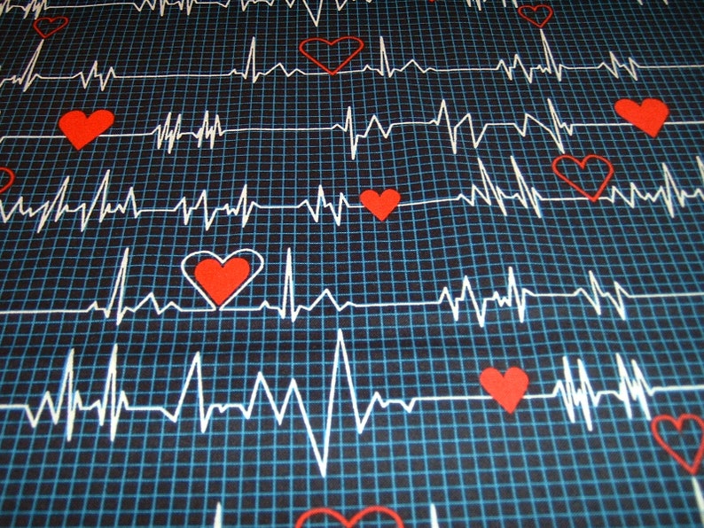 50x110 cm EKG calling all nurses blau Herz Herzschlag Baumwolle Patchworkstoff Bild 2