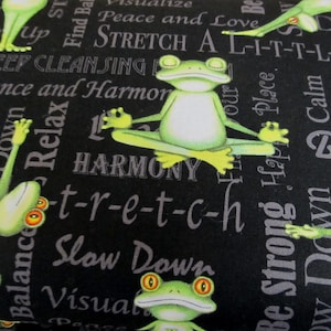 Frosch Yoga Back in 5 minutes Balance Baumwolle Patchworkstoff 50x110 cm Bild 1