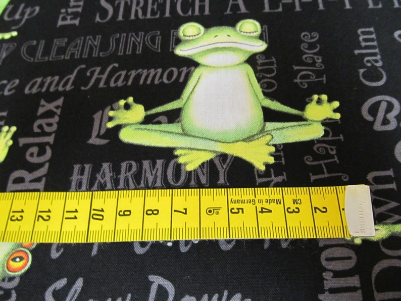 Frosch Yoga Back in 5 minutes Balance Baumwolle Patchworkstoff 50x110 cm Bild 7