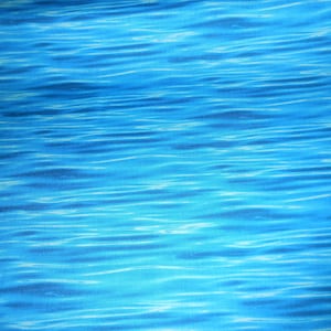 Könnte beinhalten: Ein Stoff mit einem wasserähnlichen Muster. Das Design zeigt Blautöne mit helleren, wellenförmigen Linien, die die Illusion von Wasserwellen erzeugen. Der Gesamteffekt ist ein ruhiges, aquatisches Thema.