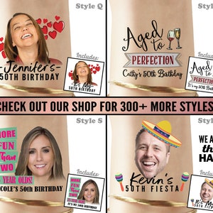 Puede incluir: Cuatro estilos diferentes de tatuajes temporales personalizados para una fiesta de cumplea&ntilde;os n&uacute;mero 50. Cada tatuaje presenta un dise&ntilde;o diferente e incluye una foto de la persona que cumple a&ntilde;os. Los dise&ntilde;os incluyen corazones, copas de vino, un sombrero y maracas. El texto en los tatuajes incluye "Es mi 50 cumplea&ntilde;os", "Envejecido a la perfecci&oacute;n", "M&aacute;s divertido que dos", y "La fiesta de Kevin por sus 50 a&ntilde;os".