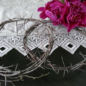 Crown of thorns, wreath of blackthorn branches, Jesus Christ crown, magic wreath, home guarded, blackthorn.