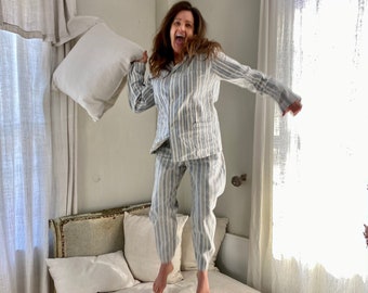 Vintage Pajamas French PJ&#39;s flannel soft woman&#39;s medium Brushed cotton PILLOW FIGHT Boho steampunk eco-friendly