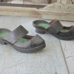 Antique French Shoes Heels Black Leather Wooden Soles Clogs Sandals Display Pair NPI Semelle&#39;s de Galoches peasant primitive eco-friendly