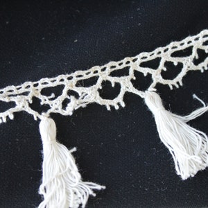 Encaje francés de crochet antiguo con ribete o flecos hechos a mano de algodón puro cortado a medida, tejido de crochet blanco ecológico