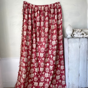 Pink and Red French Fabric 1900 Art Nouveau Cretonne Antique Historic Valentine&#39;s Day Material The Textile TrunkUnique window treatment