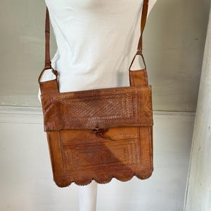 französisch timeworn Ledertasche Geldbörse Handtasche Schultergurt Ranzen Natur Handarbeit Unikat Geschenkidee Deko Landhaus shabby boho hippie