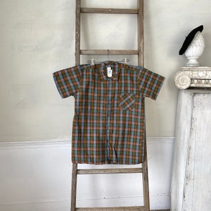 French work wear short sleeve plaid vintage shirt sturdy cotton textile dead stock circa 1960s boho  Boho steampunk eco-friendly