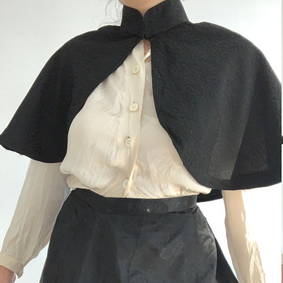 Antique Victorian Capelet French Black Silk Blend… - image 1