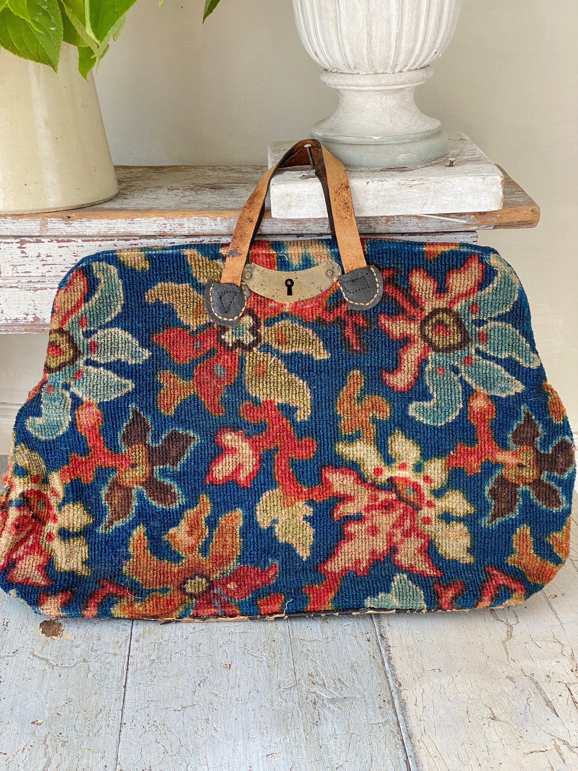 Antique Historical carpet bag Victorian mohair wool with Lock and KEY vintage fashion clothing woman s clothes old purse