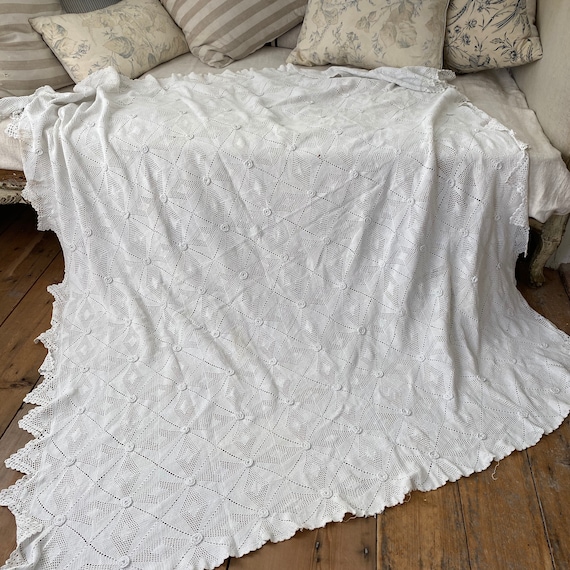 Lace French Vintage Coverlet White Thread Cotton Hand Made