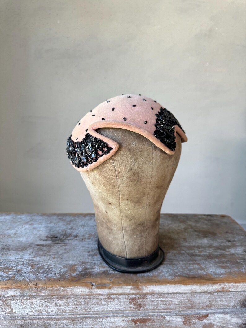 40's 50's Vintage Pink Velvet Black Beaded Hat Stylish Fashion Style