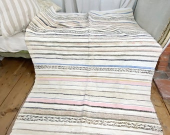 Vintage Portuguese  rag rug blanket 82 X 53  Hand woven rug area carpet Country Farmhouse Style Textile bed cover coverlet eco-friendly