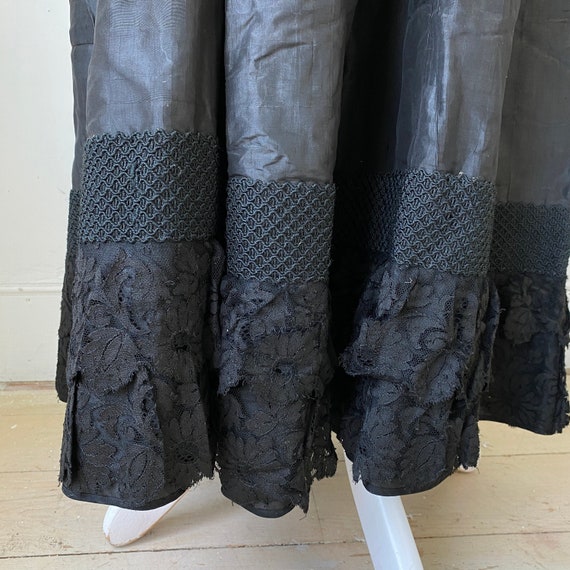 AMAZING Black Chintz Skirt with Lace and Corded T… - image 1