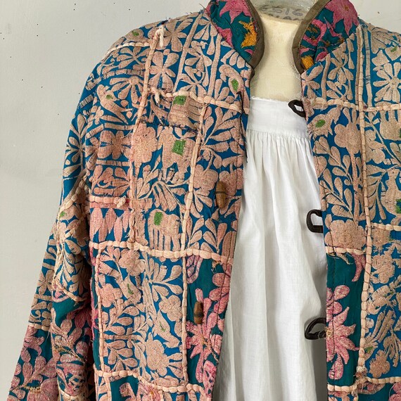 Embroidered jacket Antique colorful patchwork flo… - image 8