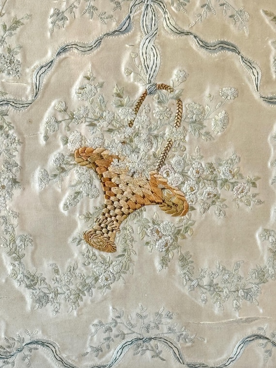 フランスアンティークトワルドジュイガーランドフレーム C1790 額装 18世紀 フランス シルク刺繍 ユニークな壁アート