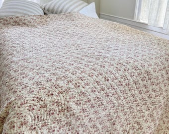 91x85 French antique quilt hand stitched floral printed cotton boutis wholecloth quilt c1890 farmhouse shabby pink country home decor art