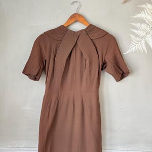 26 waist 1950&#39;s ParisJeanne LaFaurie Couture 40&#39;s dress style brown silk Parisian fashion style elegant RARE small  silhouette brown blend