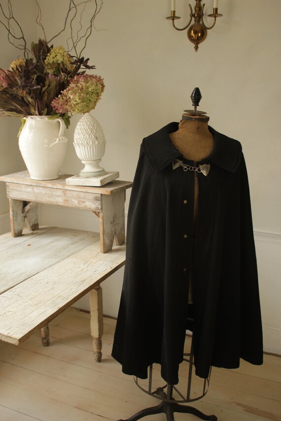Vintage Cloak or Cape Black French workwear clothing … - Gem Vintage Cloak or Cape Black French workwear clothing … - Gem